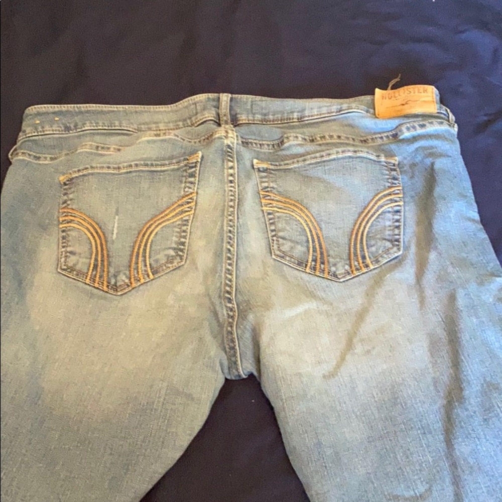 Jeans - Picture 2 of 3